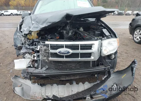 2008 Ford Escape Xlt z USA, uszkodzony, nr VIN 1FMCU931X8KE61891